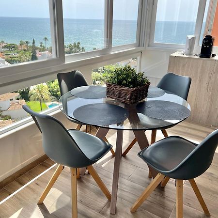 Marbella Beachfront - Beachside Apartment With Stunning Sea Views エクステリア 写真