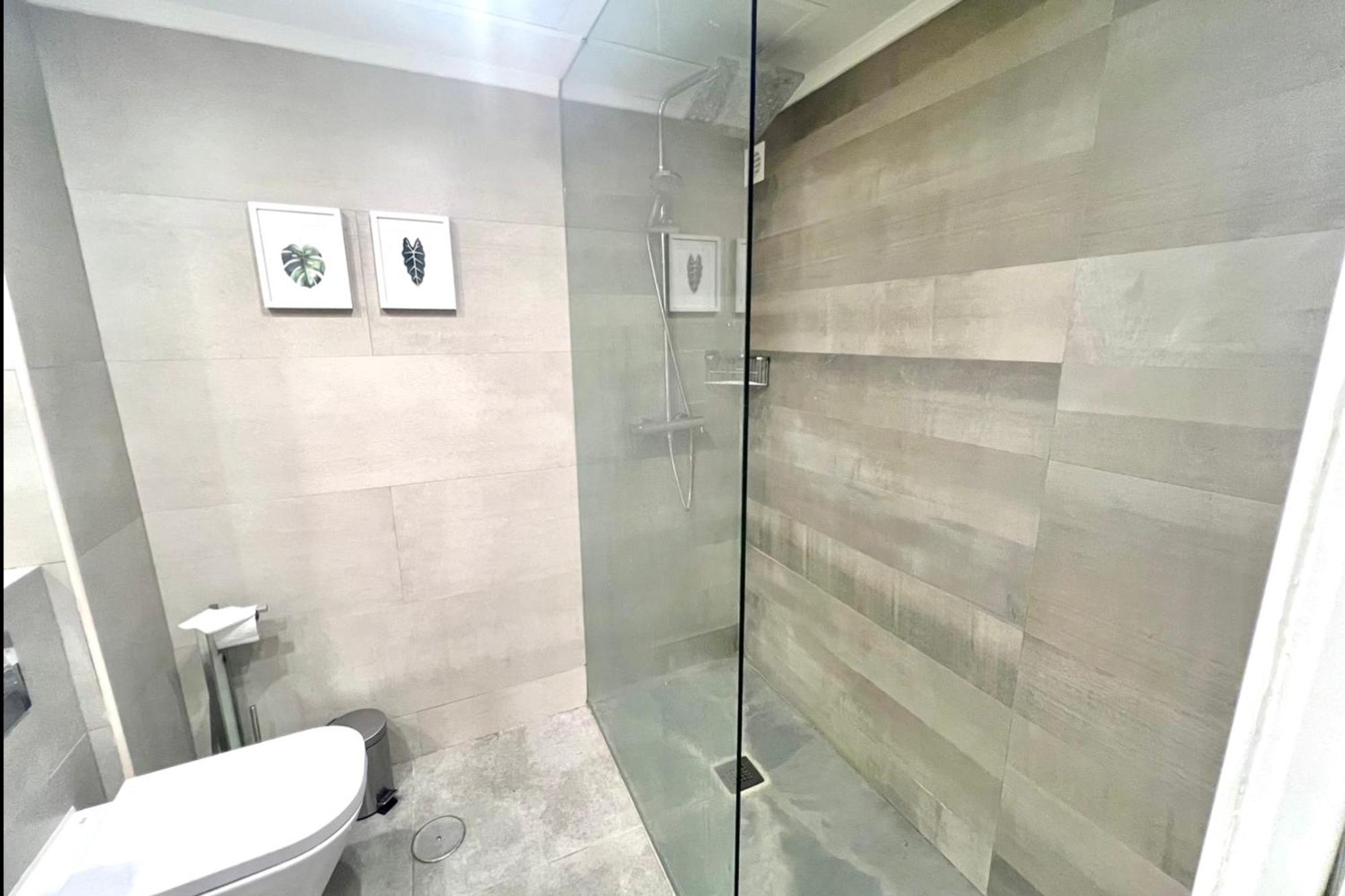 Marbella Beachfront - Beachside Apartment With Stunning Sea Views エクステリア 写真