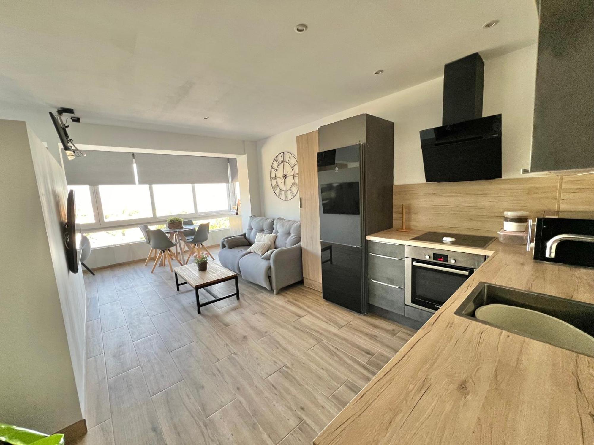 Marbella Beachfront - Beachside Apartment With Stunning Sea Views エクステリア 写真