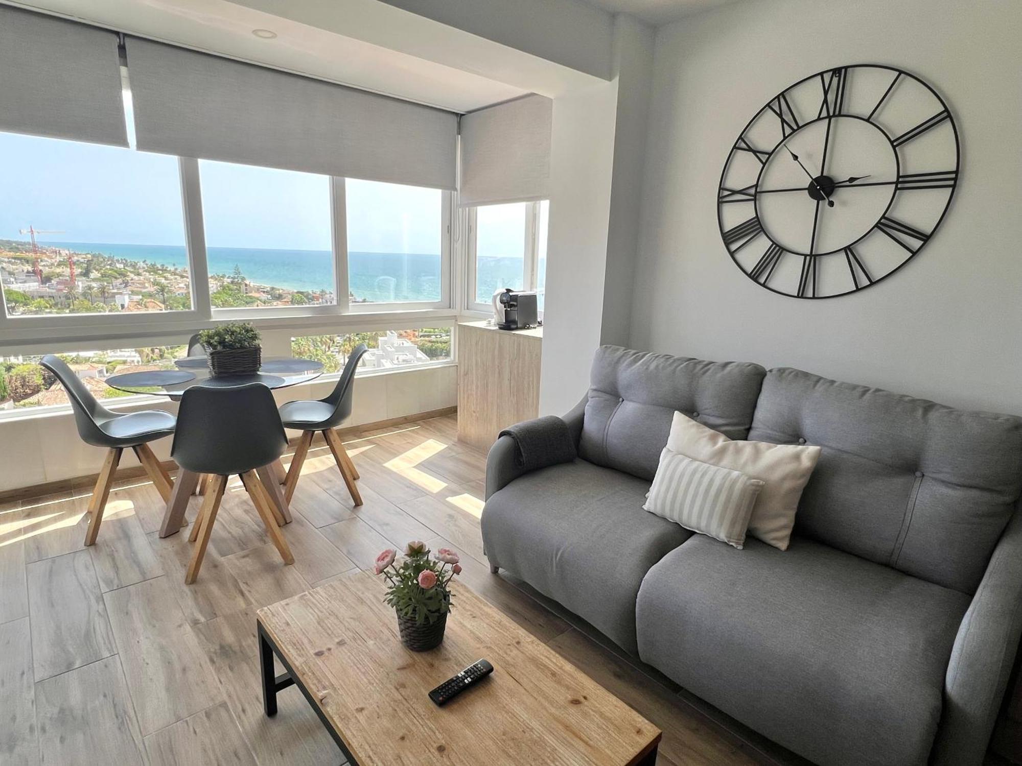 Marbella Beachfront - Beachside Apartment With Stunning Sea Views エクステリア 写真