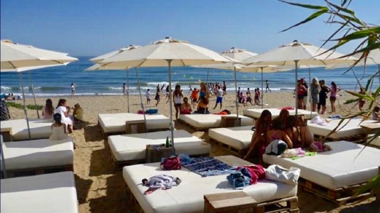 Marbella Beachfront - Beachside Apartment With Stunning Sea Views エクステリア 写真